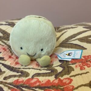 Jellycat Max Macaron